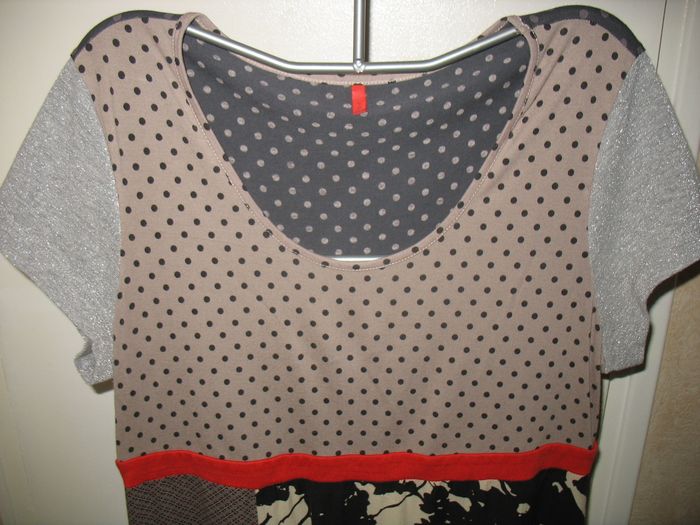 ROBE MC IMPRIME GRIS ET NOIR "MISS CAPTAIN" - TAILLE 42 - n°12 - photo numéro 3