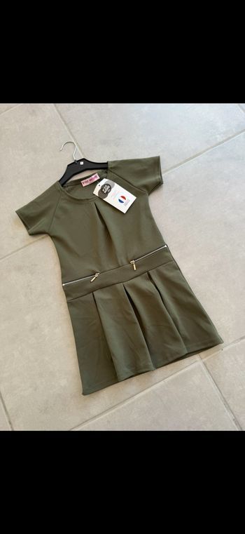 Robe Kaki 4 ans