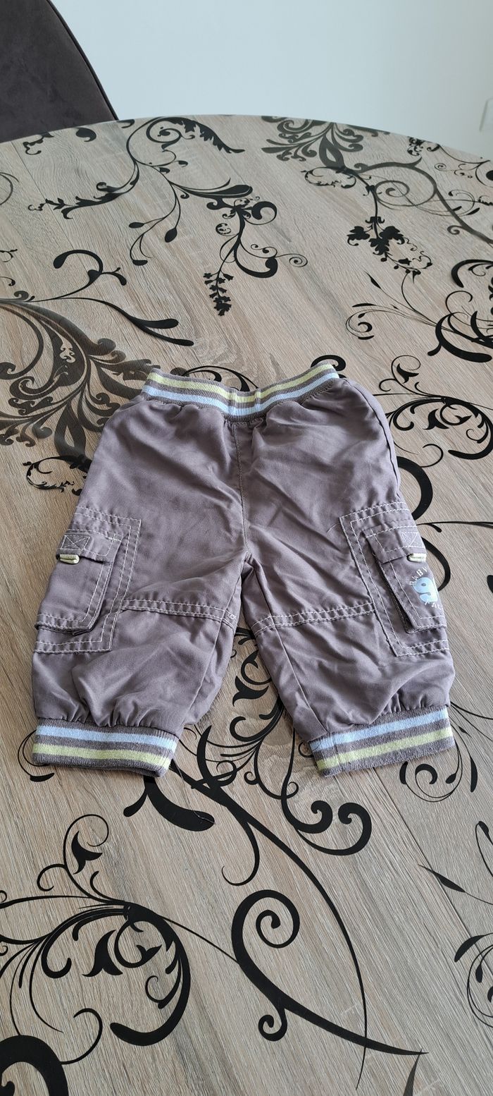 Lot de 2 pantalons garçon Taille 6 mois - photo numéro 5