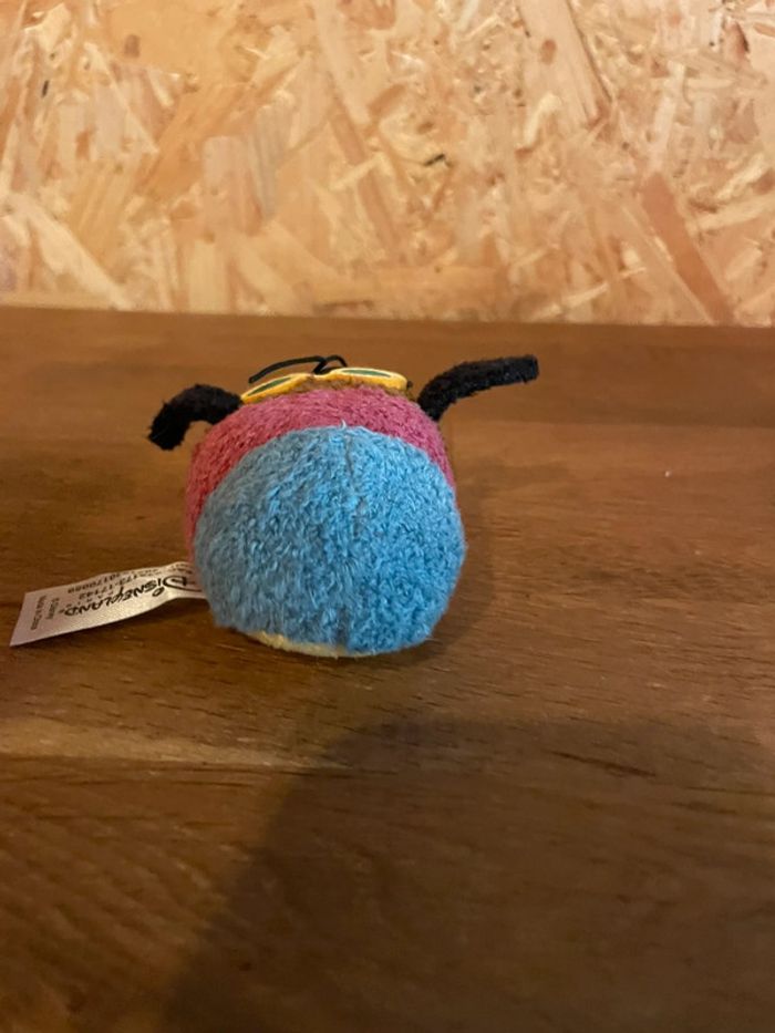 Tsum Tsum officiel Disneyland Paris Dingo 25 eme anniversaire avec lunettes d’aviateur - photo numéro 4