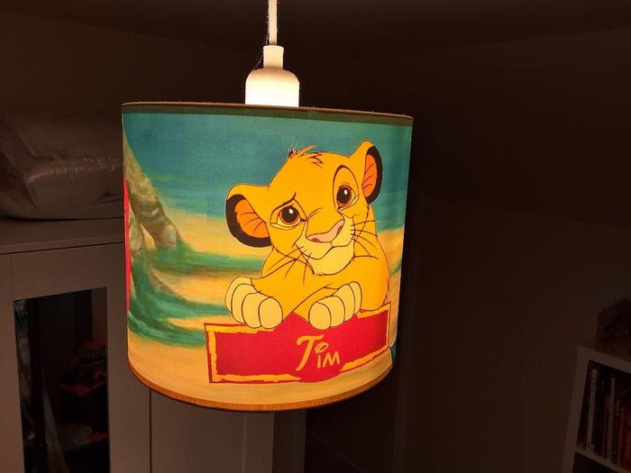 Luminaire de plafond lumière plafonnier abat-jour Le Roi Lion Simba et Mufasa avec prénom Tim