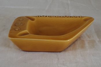 Cendrier publicitaire jaune d’or– Royale longue