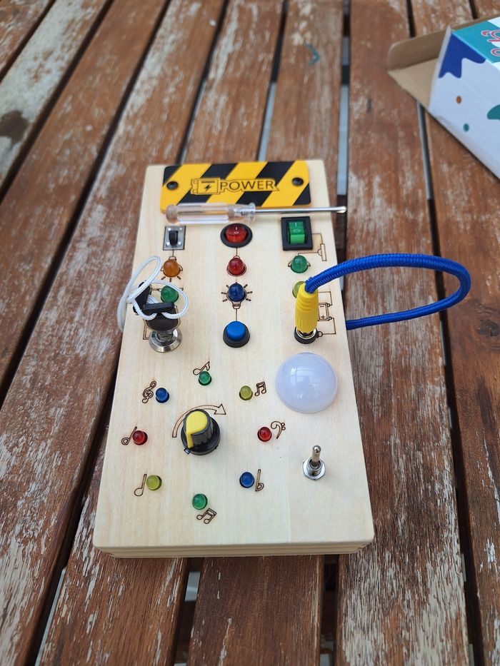 Jeu d'interrupteurs en bois - photo numéro 2