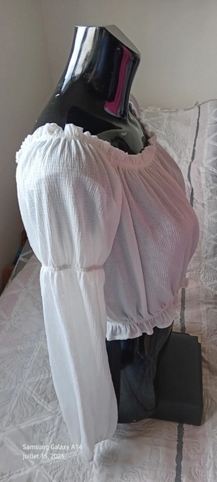 Blouse courte col Bardot elastique aspect plissé blanc femme L bershka - photo numéro 2