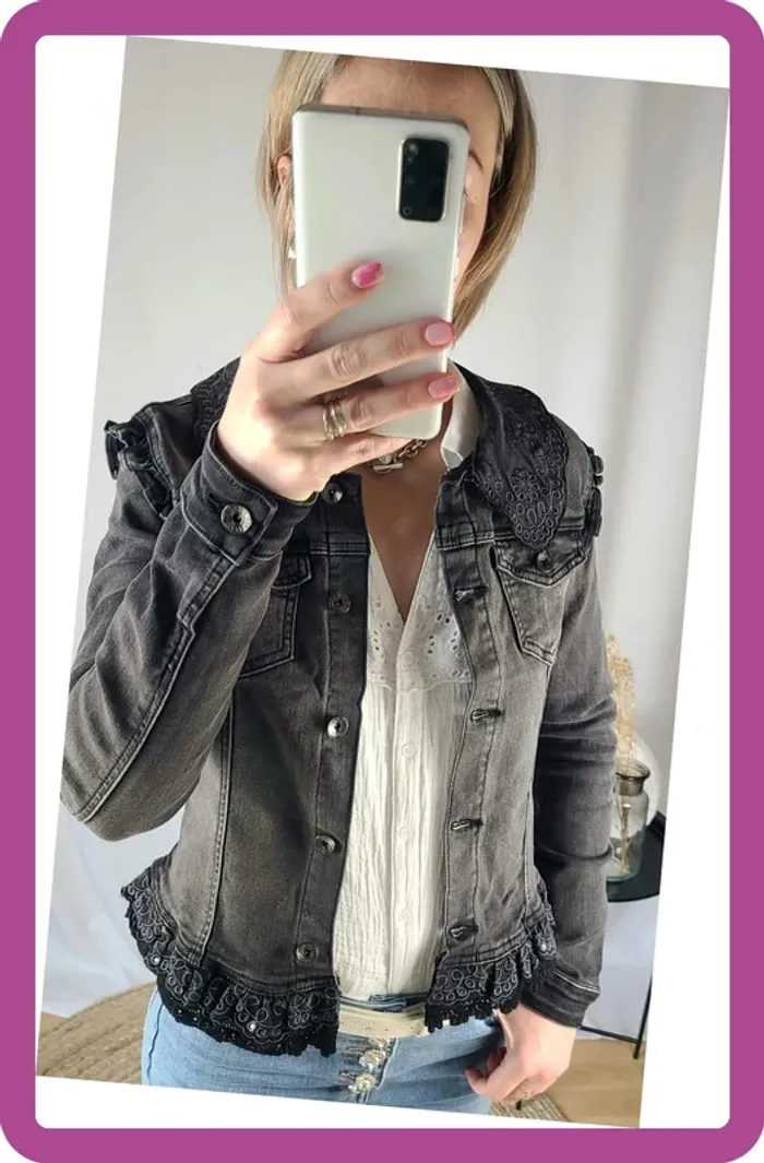 Veste en jean col brodé et sequins, originale, NEUVE, taille M - photo numéro 2