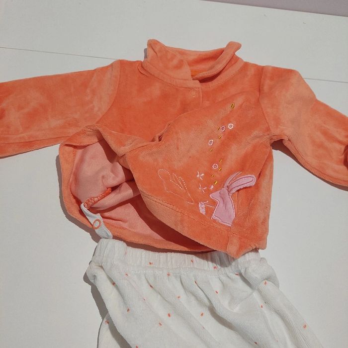 Pyjama 3 mois - photo numéro 2