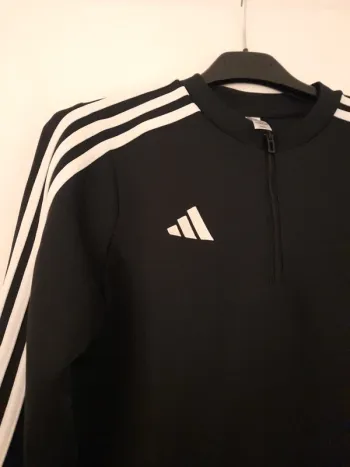 Sweat Adidas