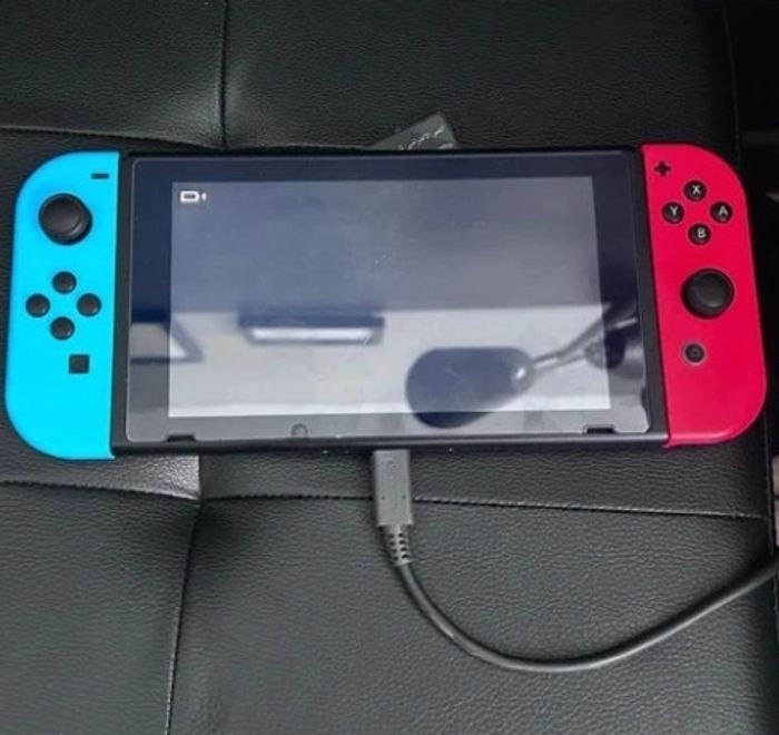 Nintendo switch neon 2023 - photo numéro 6