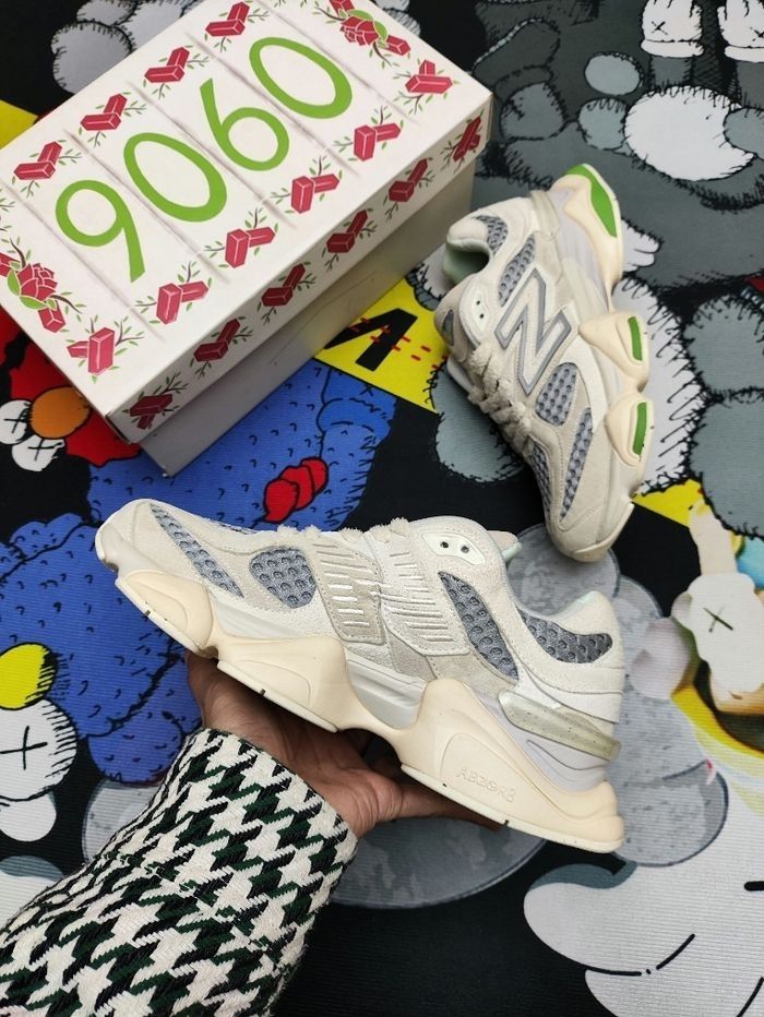 New Balance 9060 taille 44