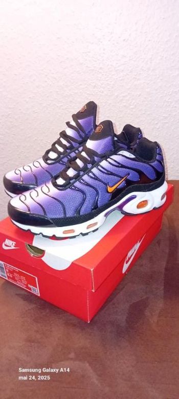 BASKET NIKE W AIR MAX + VIOLET taille 39