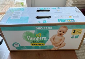 Couches Pampers harmonie taille 2 