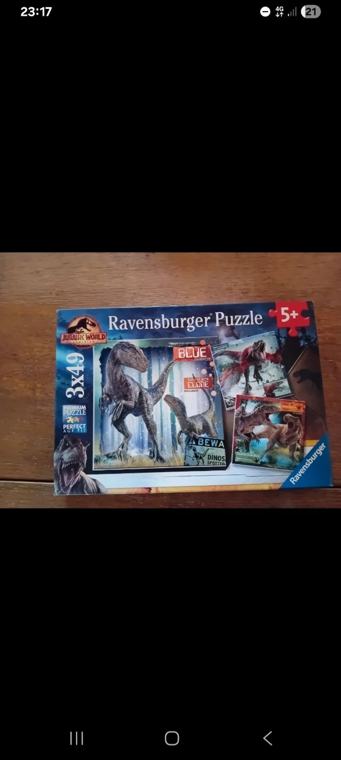 Puzzle jurassic world 3en1
