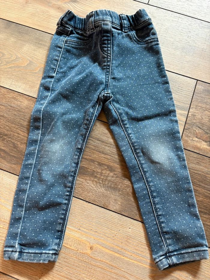 Jeans fille bleu à pois blancs 36mois 3 ans