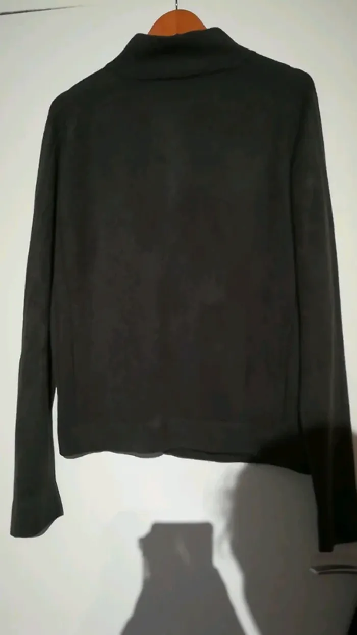 Le gilet de mon ex - photo numéro 2