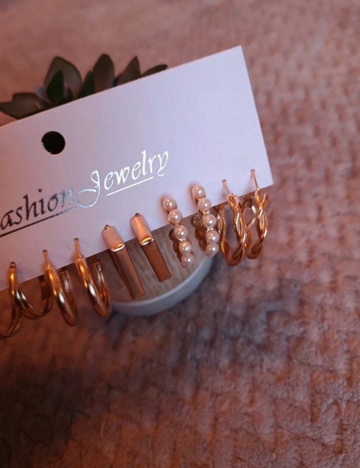 Lot de 6 Paires de Boucles d’Oreilles – Style Créoles Dorées - photo numéro 3