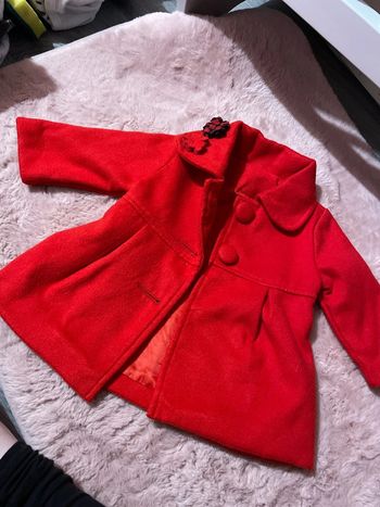 Manteau rouge
