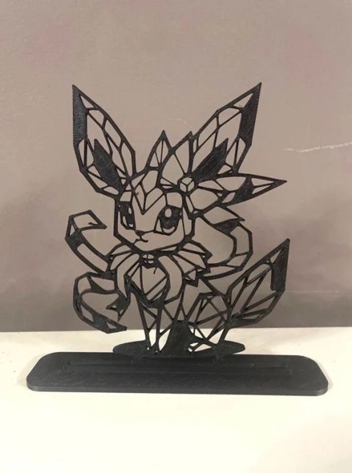 Pokémon Nymphalie - décoration géométrique avec support