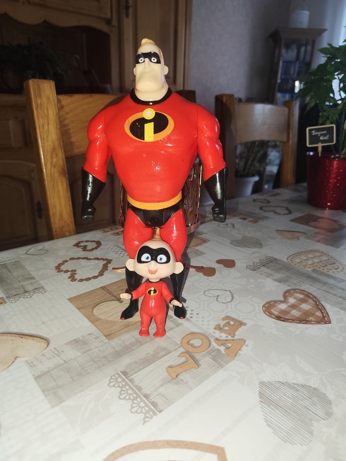 Figurines indestructible - photo numéro 3