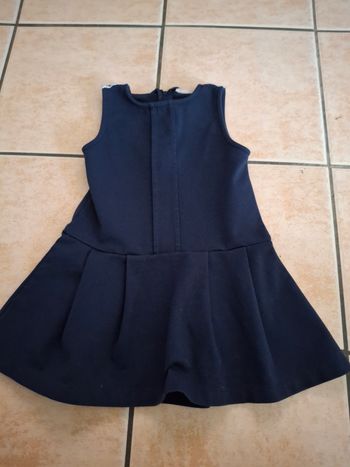 Robe 4/5 ans 