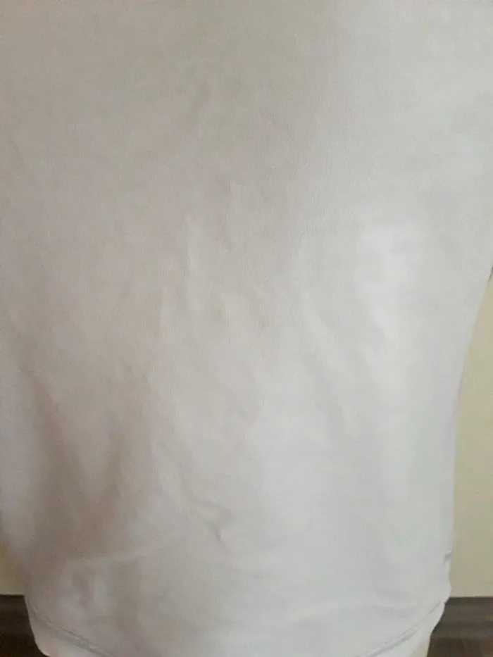 Tee-shirt manches longues 6 ans (114 cm) - photo numéro 3