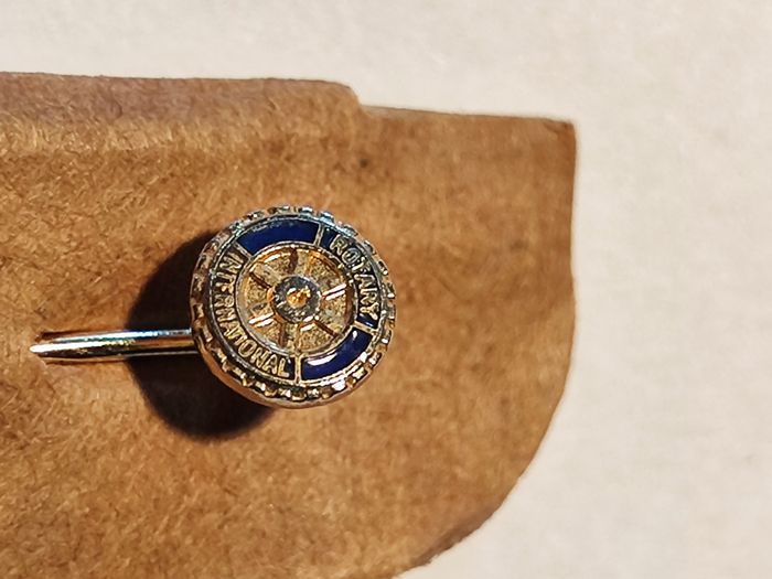 Ancienne épingle de veste du président Rotary
