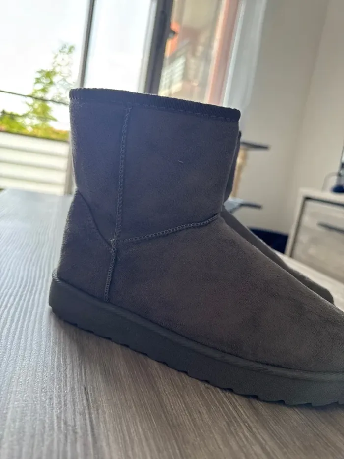 Bottes chaussons gris Primark - photo numéro 2