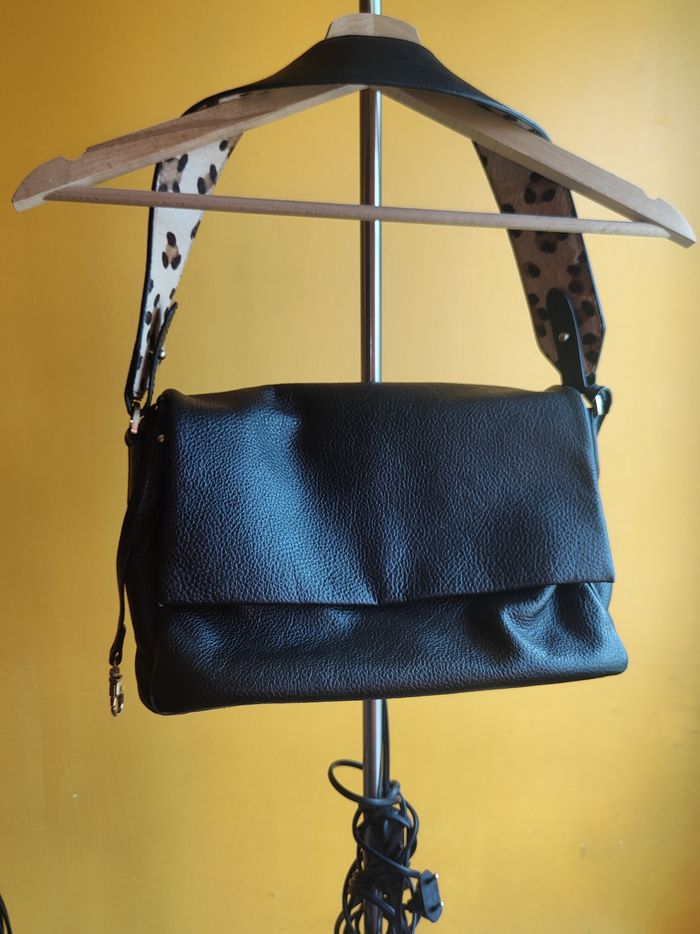 Sac noir simili cuir Galeries Lafayette – chic élégant bandoulière - photo numéro 5