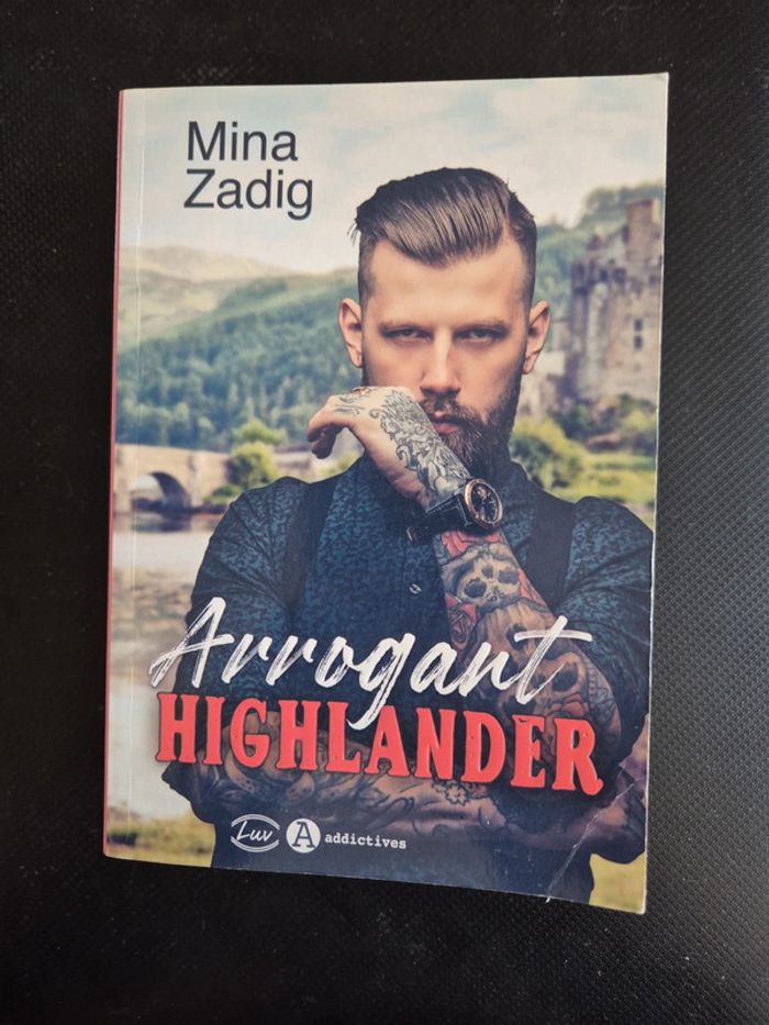 livre arrogant highlander de Mina Zadig