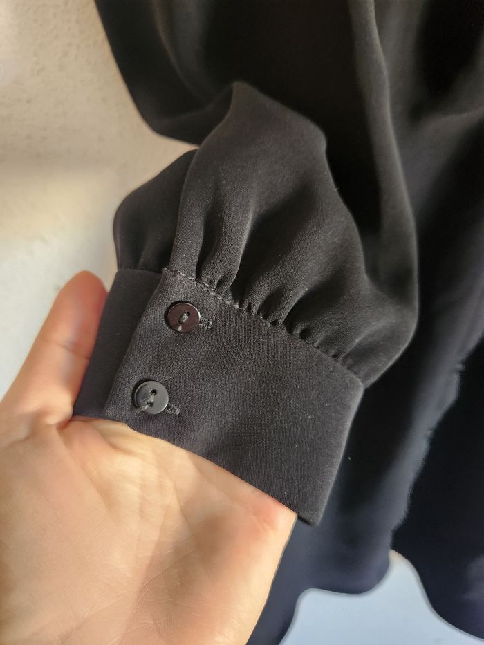 Robe noire Zara manches longues – Taille S – Boutonnée - photo numéro 4