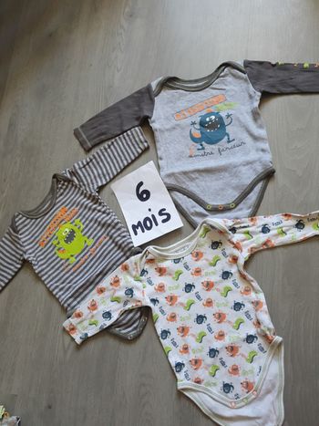 Bodies  6mois garçon