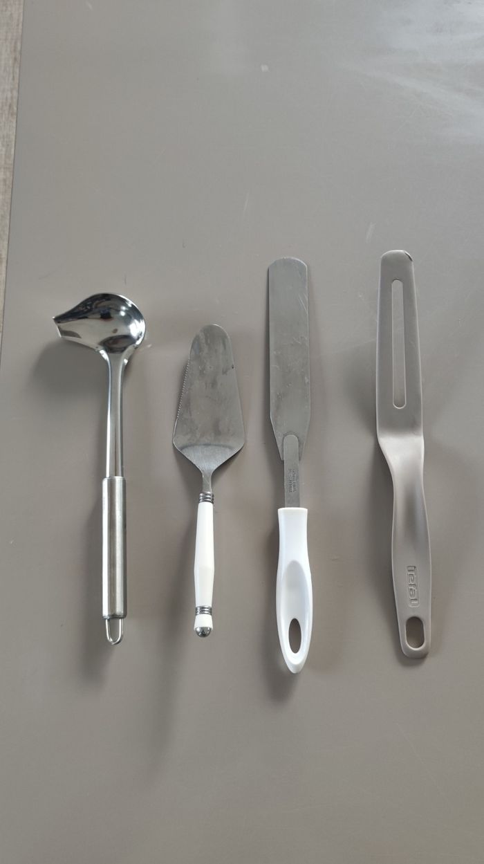 Lot de 4 ustensiles de cuisine