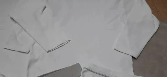 Lot de 2 hauts "petit bateau " 2 ans en très bon état - photo numéro 5