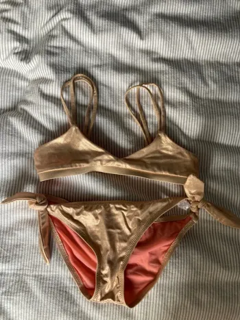 Lison Paris maillot de bain 6-7 ans