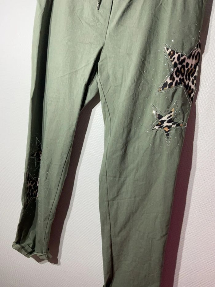 Pantalon « étoile léopard » femme taille unique (38-46)- Emma dore- neuf avec étiquette - photo numéro 2