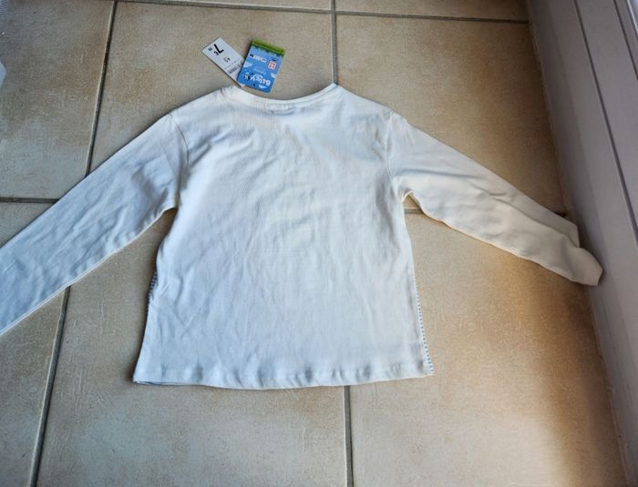 T-shirt Bluey taille 5 ans - photo numéro 3