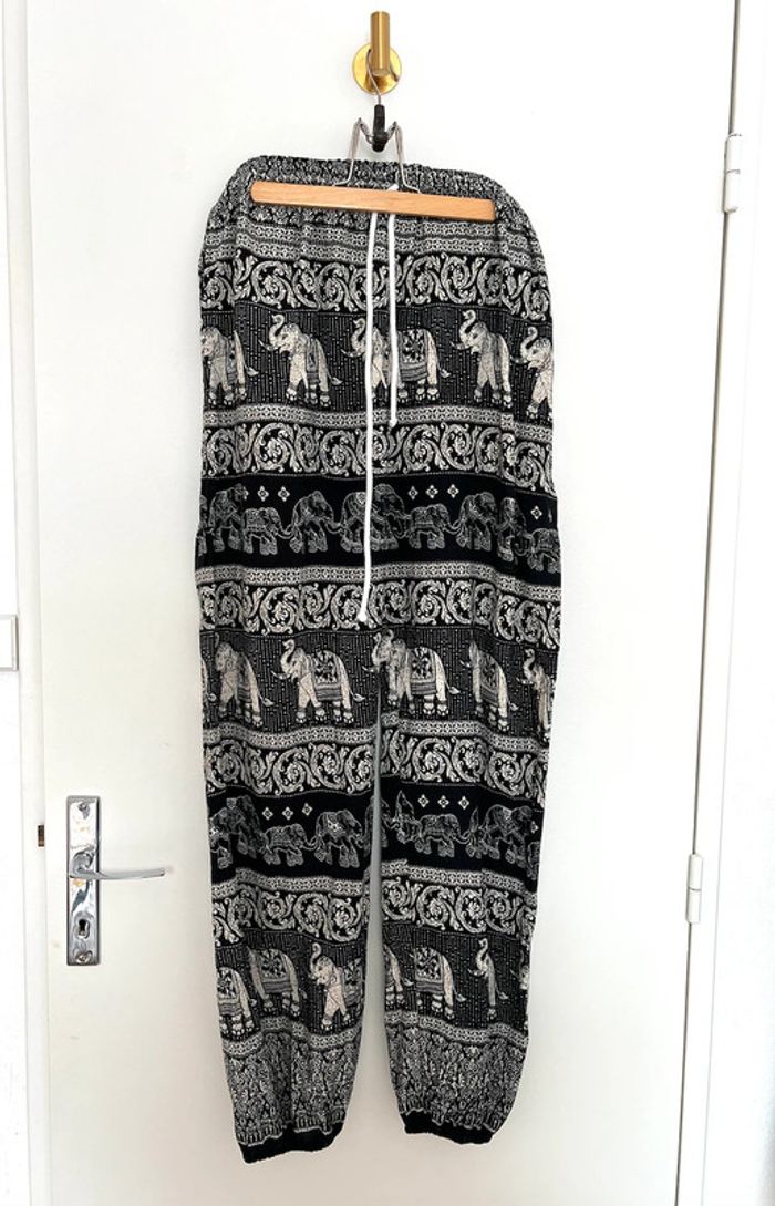 Pantalon mixte thaïlandais noir et blanc motifs éléphants et taille élastique - (S/M) - photo numéro 7