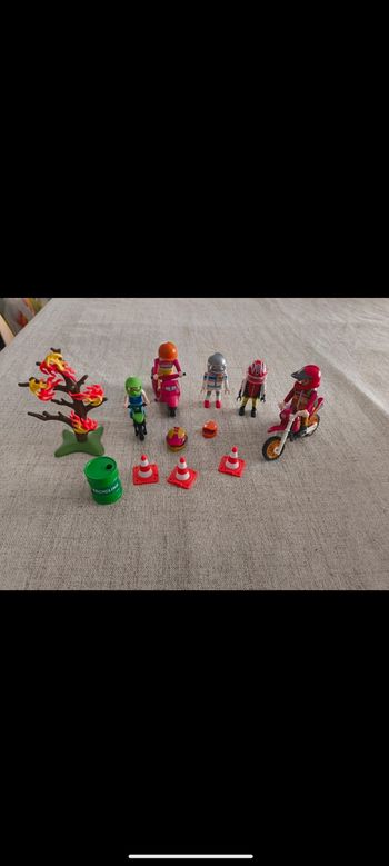 Lot playmobil moto
