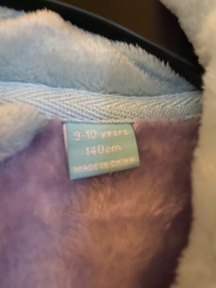 Robe de chambre Reine des neiges. 9 - 10 ans - photo numéro 2