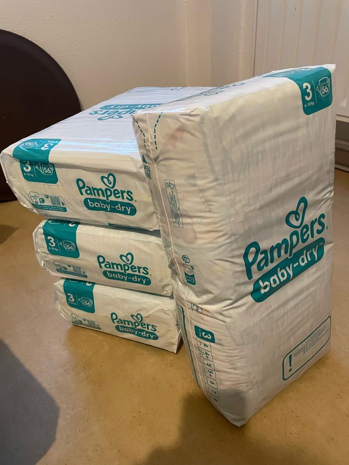 Lot Couches Pampers taille 3 Pampers Beebs