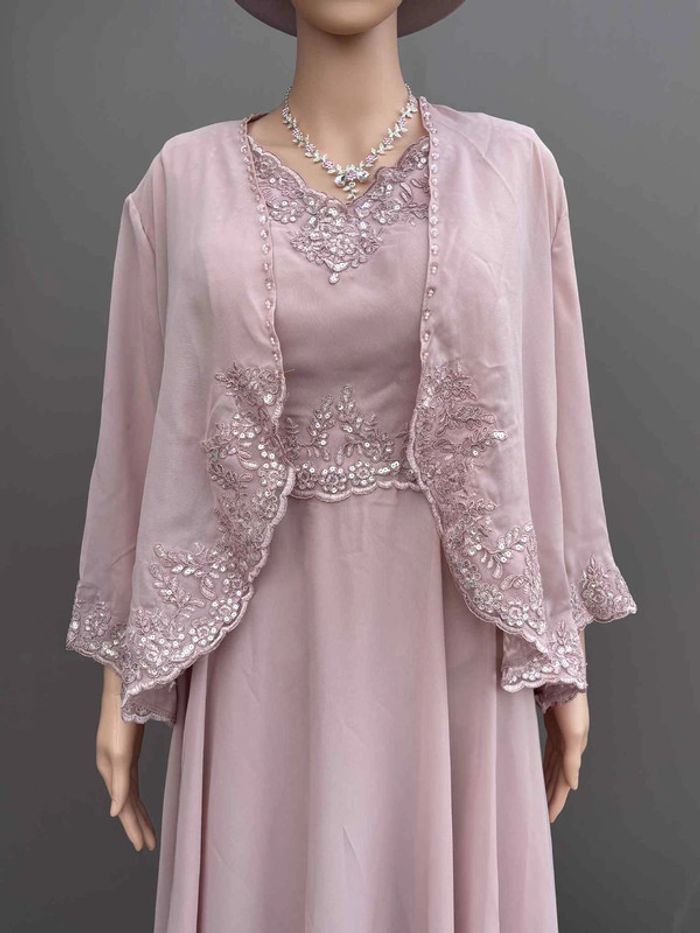 Ensemble robe mariage 2 pièces en dentelle – taille M - photo numéro 9