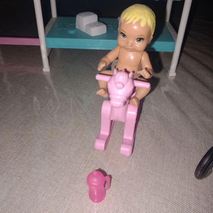 Barbie Skipper baby-sitter - photo numéro 3