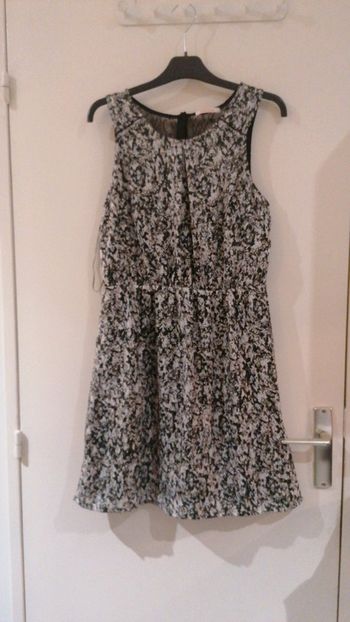 Robe camaïeu taille 36 K
