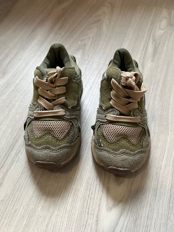 Basket Kaki avec scratche