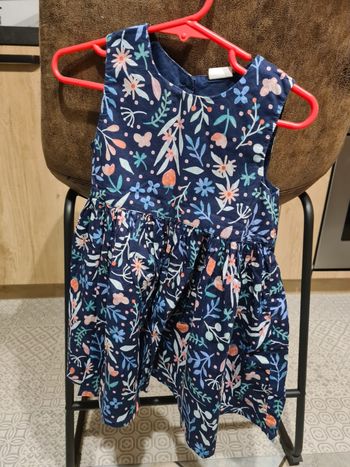 Petite robe fleurie h&m 24 mois