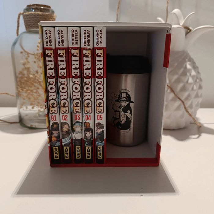 Manga fire force coffret Thermos - photo numéro 4