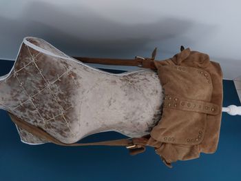 Sac besace Muska croûte de cuir camel