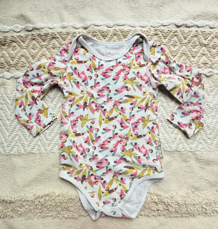 Lot 4 bodies Petit Béguin 12M 80cm - photo numéro 9