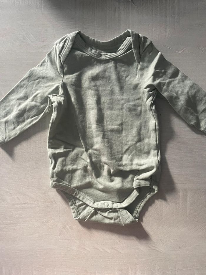 Lot 7 bodys bébé tape à l’œil taille 3 mois manches longue - photo numéro 3