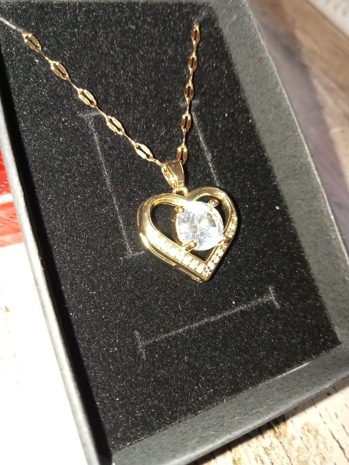 Collier et pendentif coeur - photo numéro 3
