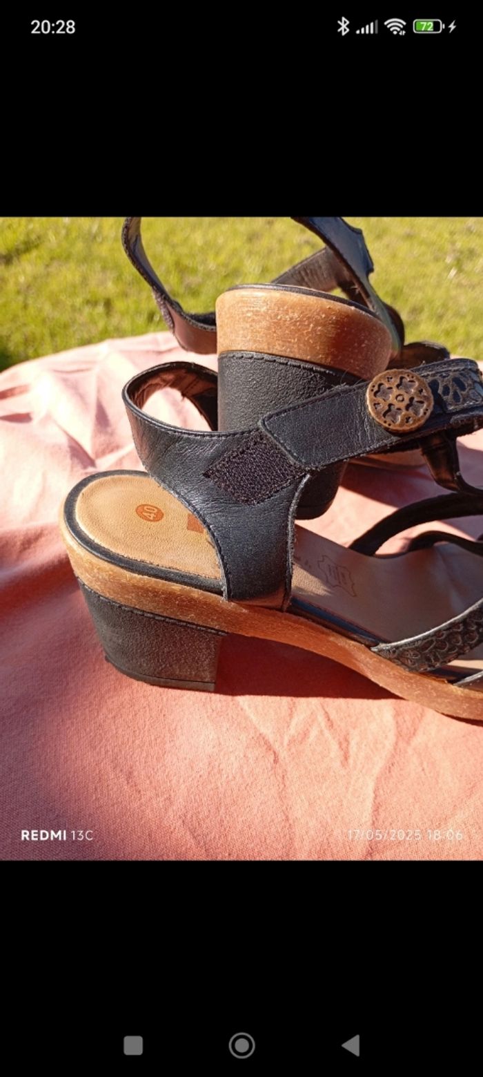 Scandales a talons - photo numéro 2